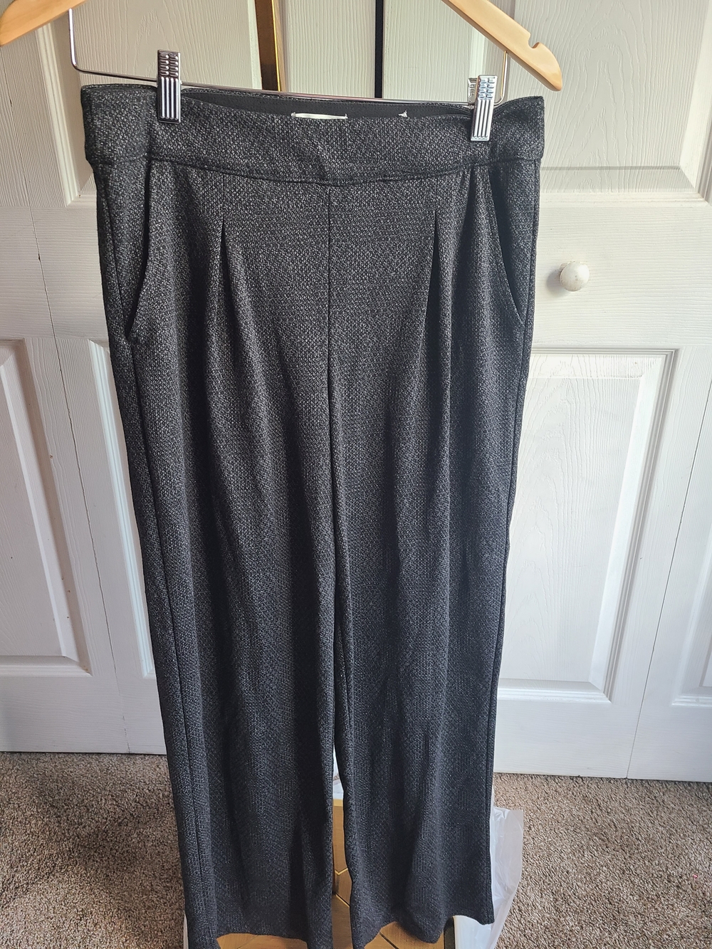 Max Studio Textured Wide-Leg Trousers in Charcoal